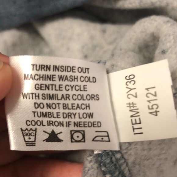 Orvis M Blue with Black Specks Pullover Sweatshirt - Picture 10 of 10